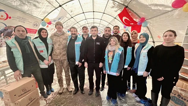 Selçuk Bayraktar'dan Elazığ Belediyesi Psikososyal Destek Çadırına ziyaret