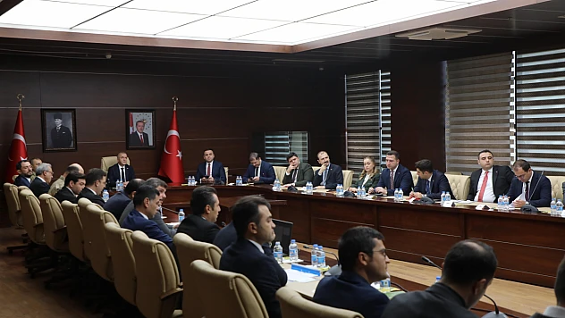Vali Hatipoğlu Başkanlığında güvenlik ve asayiş konuları değerlendirildi
