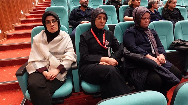 Fırat Üniversitesi Hastanesi'nde Dünya Kanser Günü farkındalık etkinliği