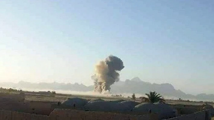 Afganistan'da bomba yüklü araçla saldırı