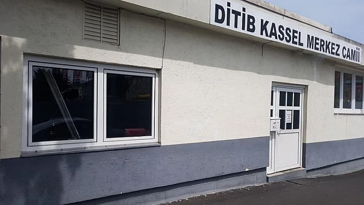 Almanya'da Diyanet camisine saldırı