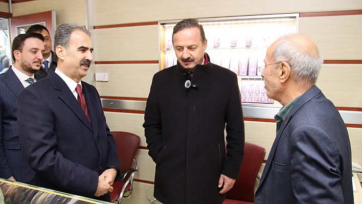 Anahtar Parti Genel Başkanı Yavuz Ağıralioğlu'na Elazığ'da yoğun ilgi