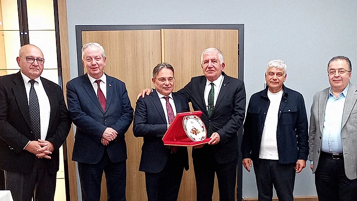 Ankara'da yenilenen Elazığ Vakfı binası açıldı