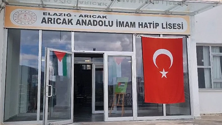 Arıcak İmam Hatip Okullarından anlamlı kermes