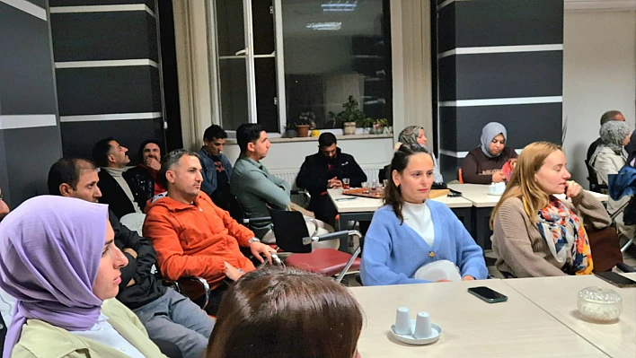 Arıcak'ta öğretmenler etkinlikte buluştu