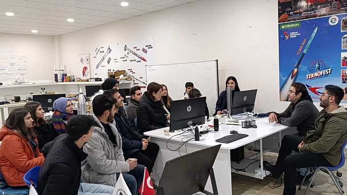 Astra Havacılık Kulübü TRoket takımını ziyaret etti