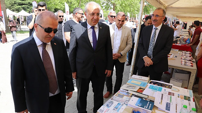 AÜB Tanıtım ve Tercih Fuarı, FÜ ev sahipliğinde Elazığ'da gerçekleştirildi