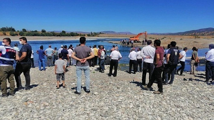 Bingöl'de serinlemek için nehre giren 14 yaşındaki çocuk boğuldu