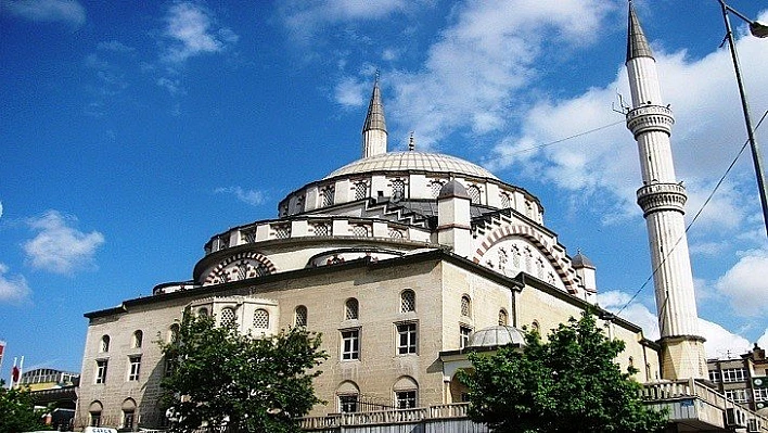 Din İşleri Yüksek Kurulu'ndan Cuma namazıyla ilgili açıklama