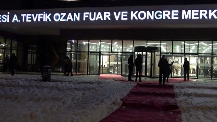 Elazığ Belediyesi ihtiyaç malzemesi toplama merkezi oluşturdu