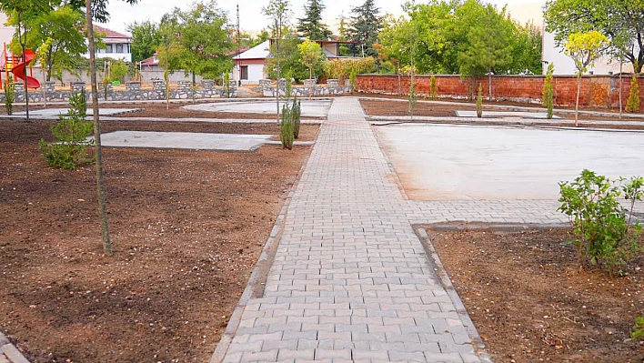 Elazığ Belediyesi'nden Hankendi Mahallesi'ne yeni yaşam alanı