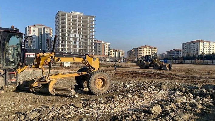 Elazığ Belediyesi'nden Konteyner Kent kurulumuna destek 