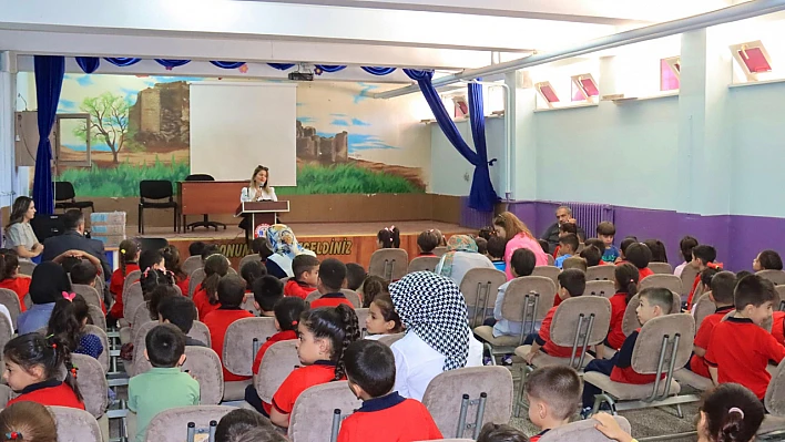 Elazığ Belediyesi'nden öğrencilere süt desteği