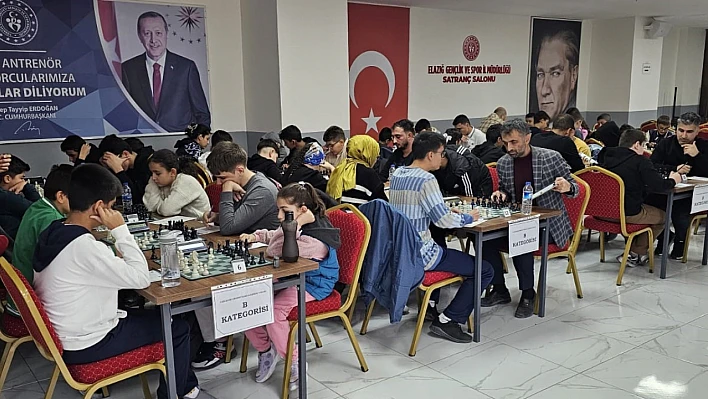 Elazığ Cumhuriyet Kupası Satranç Turnuvası tamamlandı