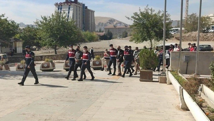 Elazığ'da 9 kişilik hırsızlık çetesi çökertildi