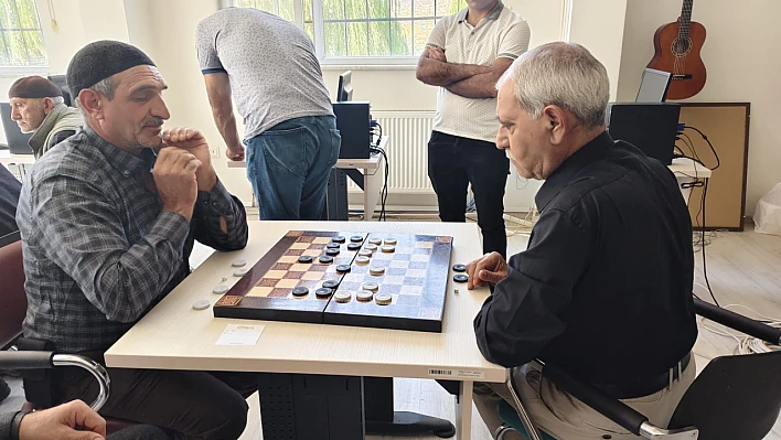 Elazığ'da Cumhuriyet coşkusu sporla kutlandı