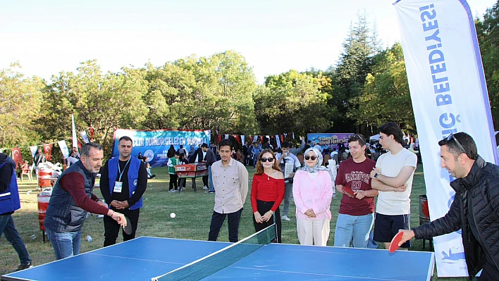 Elazığ'da Gençlik Festivali coşkusu