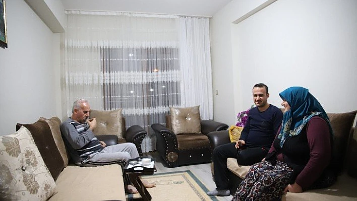 Elazığ depreminin birinci yılı dolmadan birçok aile yeni evlerine girdi