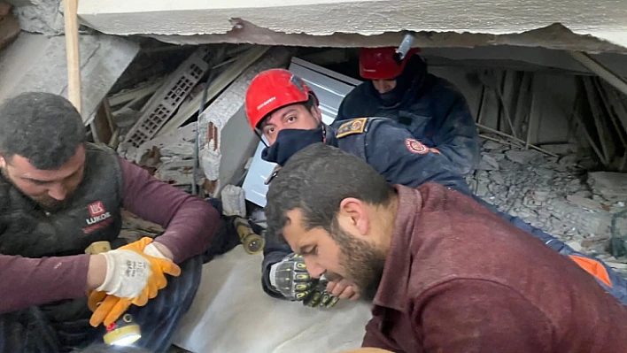 Elazığ ekibi 10 vatandaşımızı kurtardı