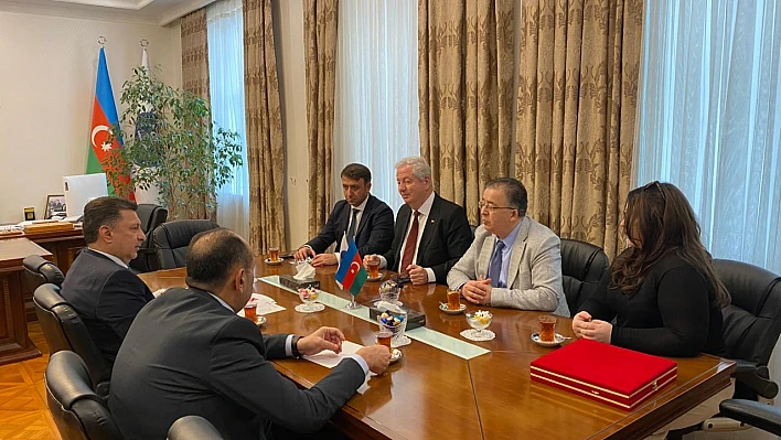 Elazığ heyetinden Azerbaycan Tıp Üniversitesi'ne ziyaret