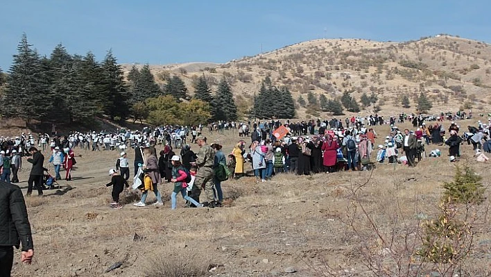 Elazığ'da Milli Ağaçlandırma Günü Coşkusu