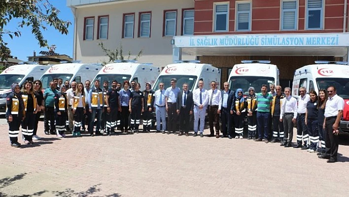 Elazığ'da yeni 6 ambulans hizmete girdi