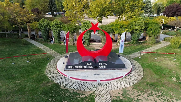 Fırat Üniversitesinde 50. yıl yürüyüşü coşkuyla gerçekleştirildi