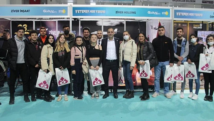 Güneydoğu Kariyer Fuarında Ziver Holding standı yoğun ilgi gördü