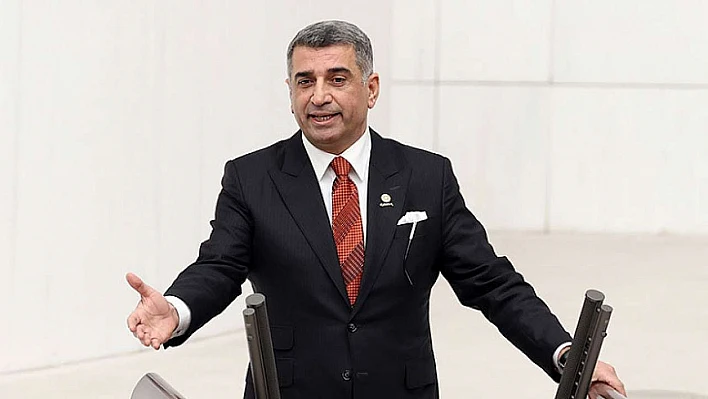 Gürsel Erol: Hiç Kimse toplumun kutsallarını çarpıtamaz