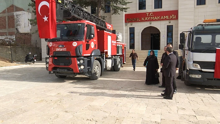 Hemşehrimiz Mardin Valisi Tuncay Akkoyun'dan Baskil'e 2 araç hibesi