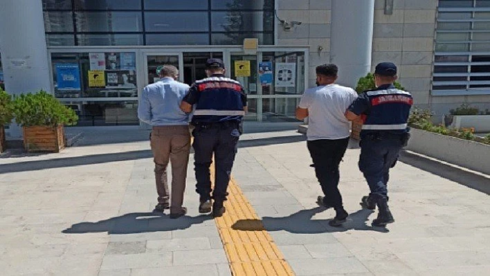 Hırsızlar suçüstü yakalandı