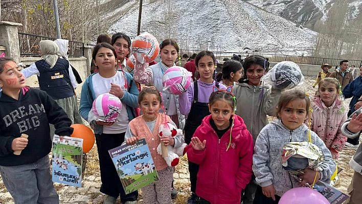 Kadına Yönelik Şiddetle Mücadele Derneği, Van'da ve Ağrıda