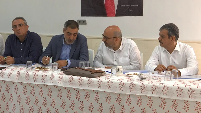 Milletvekilleri Açıkkapı ile Keleş, vatandaşlarla bir araya geldi