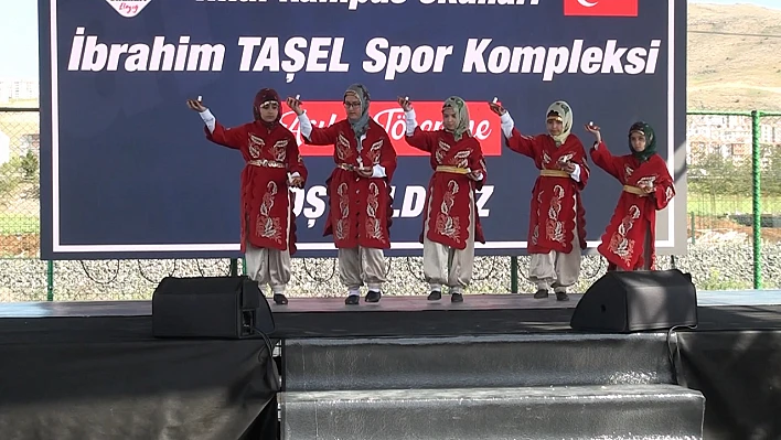 Özel bir okulun spor kompleksi faaliyete geçti