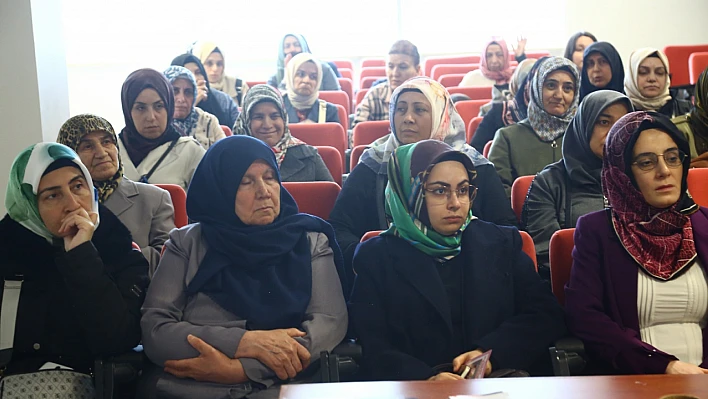 Sağlık Haftası'nda bilgilendirme ve tarama faaliyetleri gerçekleştirildi