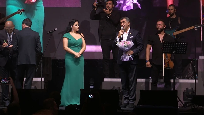Salçalı Köfte Festivali Zara konseri ile sona erdi