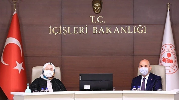 Selçuk ve Soylu'dan kadına yönelik şiddetle mücadele toplantısı