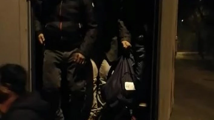 Tırda 116 kaçak göçmen yakalandı