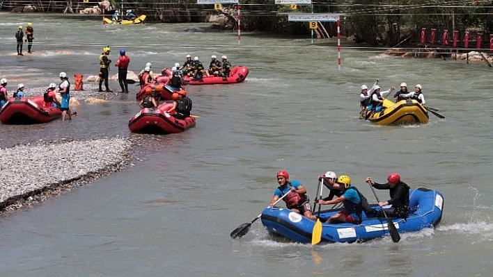 Tunceli'de Dünya Rafting Şampiyonası heyecanı