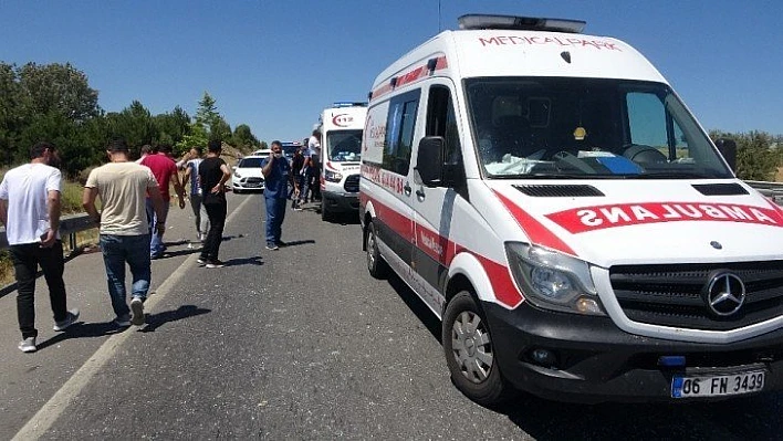 Uşak'ta trafik kazası 1 ölü, 6 yaralı