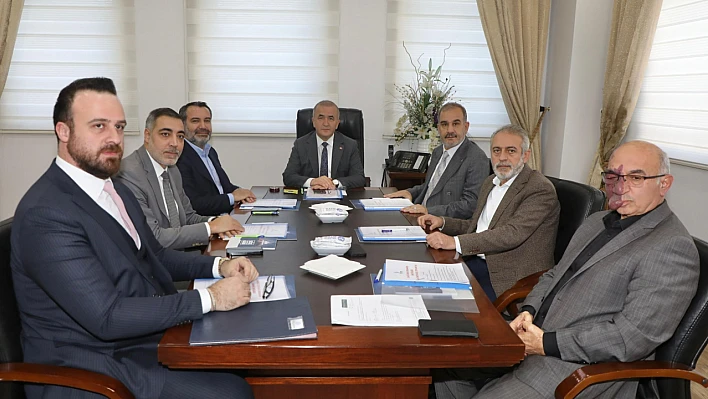 Vali Hatipoğlu Başkanlığında Teknova OSB toplantısı