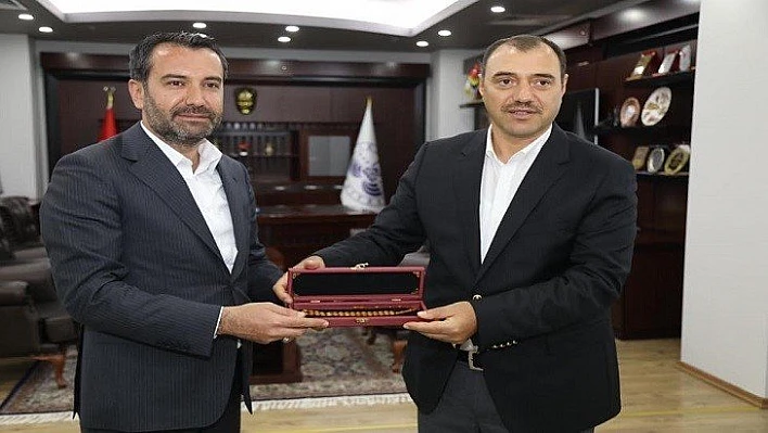 Vali Kaldırım'dan Başkan Şerifoğulları'na Veda Ziyareti