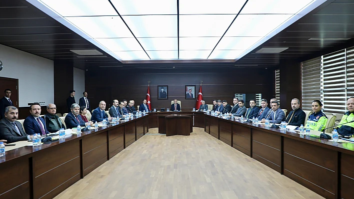 Valilikte 'Trafik Tedbirleri' toplantısı