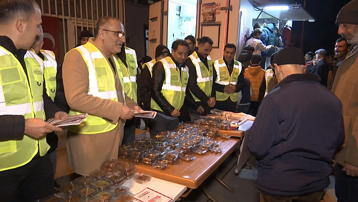 Vatandaşlarla ikramlı sohbet etkinliği düzenlendi