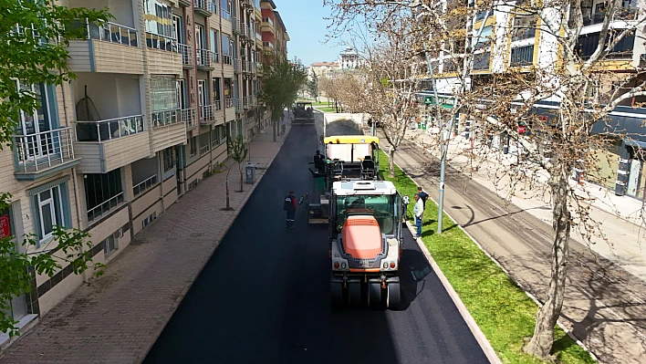 Yunus Emre Bulvarı yenileniyor