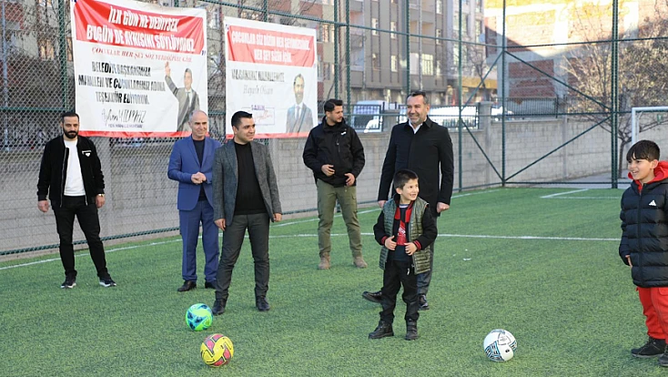 Başkan Şerifoğulları, çocukların neşesine ortak oldu
