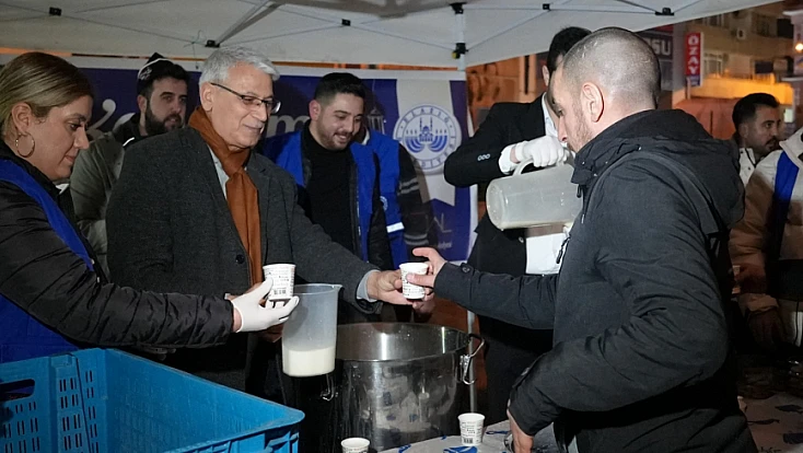 Elazığ Belediyesi’nden kandil simidi ikramı