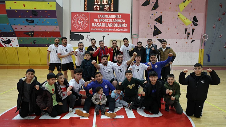 Elazığ Gsk Hentbol Takımından 7’de 7 ve Playoff Gururu