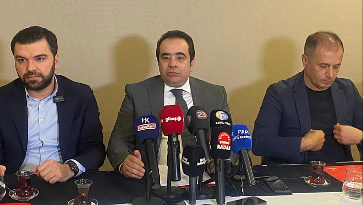 Elazığspor yönetimi basın mensuplarıyla kahvaltıda buluştu