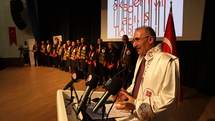 Fırat Üniversitesi 2025-2026 akademik yılı açılış töreni yapıldı